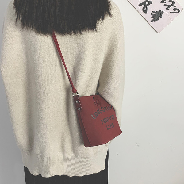 Mindennapi női szövettáska felirattal