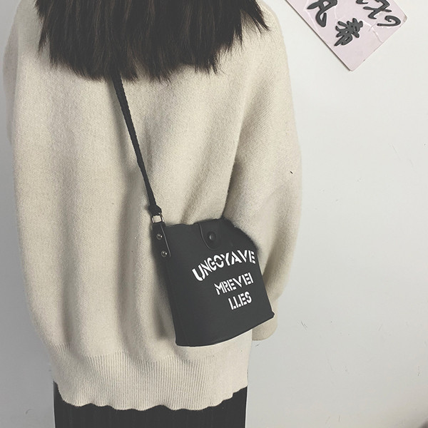 Mindennapi női szövettáska felirattal