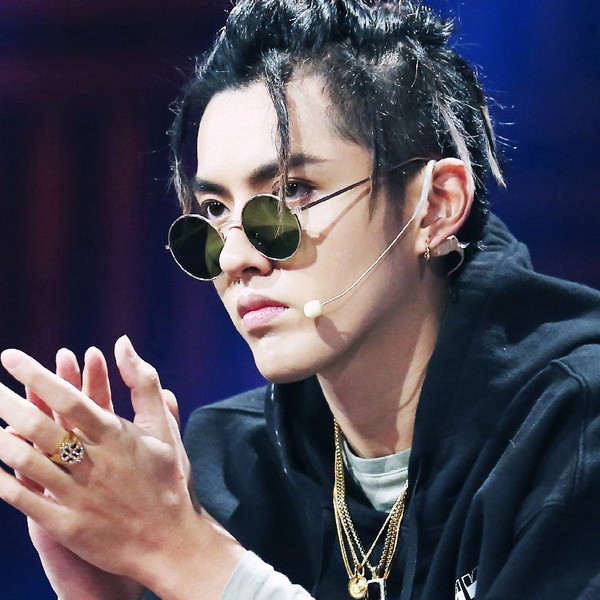 Modern, kerek férfi napszemüveg