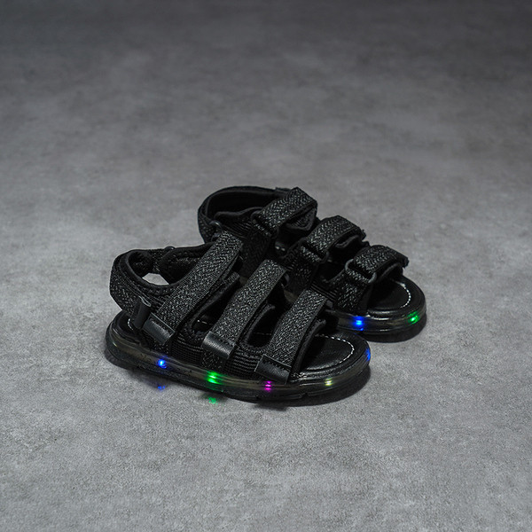 Tépőzáras gyerekszandál fiúknak és lányoknak