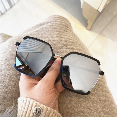 Aktuális női napszemüveg vékony kerettel