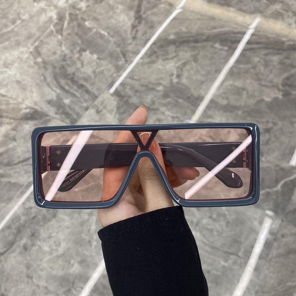 Aktuális női napszemüveg