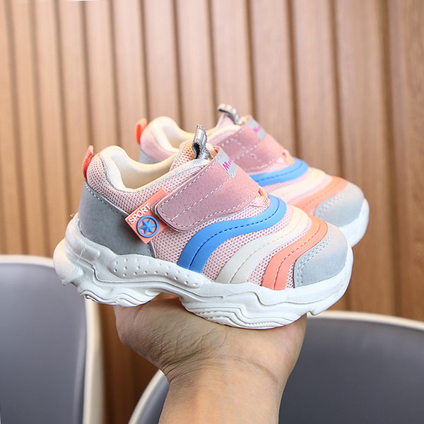 Alkalmi gyerek tornacipő matricákkal lányoknak és fiúknak