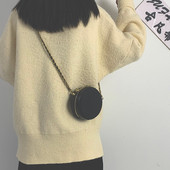 Sieviešu ādas soma ar apaļu formu