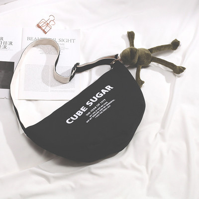 Sieviešu ikdienas auduma soma ar uzrakstiem