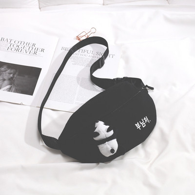 Hétköznapi női szövettáska, amely megfelel a deréknak