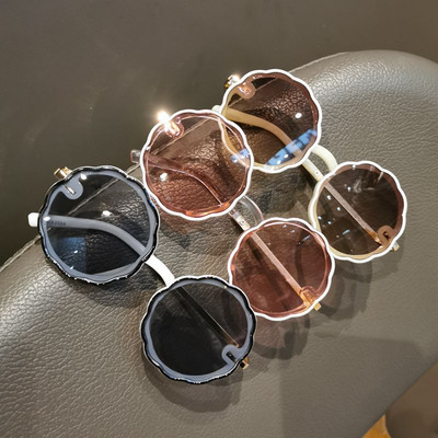Модерни детски слънчеви очила за момичета