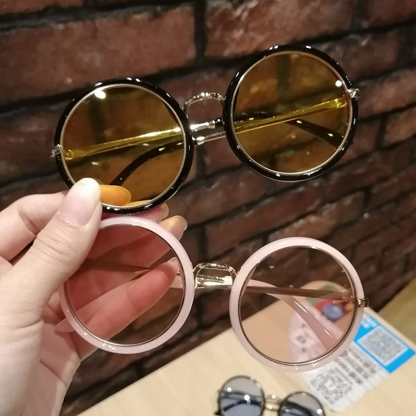 Aktuális gyerek kerek napszemüveg lányoknak