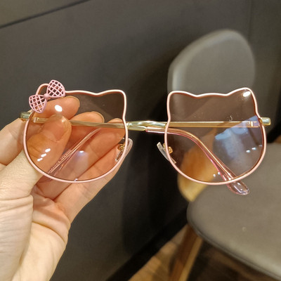 Modern gyerek napszemüveg lányoknak 3D elemmel