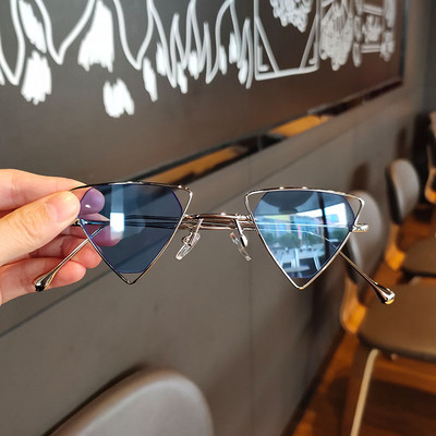 Női topikális napszemüveg háromszög alakban