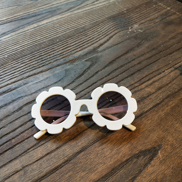 Gyerek modern, kerek napszemüveg lányoknak