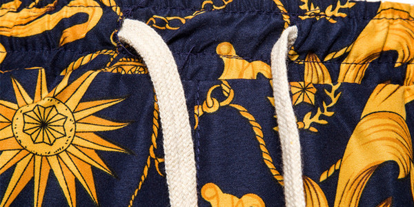 Aktuális férfi rövidnadrág elasztikus derékkal és 5XL-es méretig