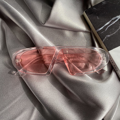 Stílusos retro női napszemüveg