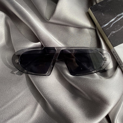 Stílusos retro női napszemüveg