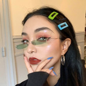 Retro női stílusos szemüveg vékony kerettel