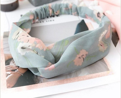 Keresztezett női hajgumi textilből