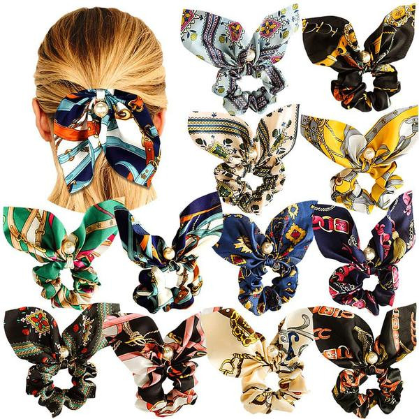 Aktuális függő hajgumi szaténból gyöngyházzal