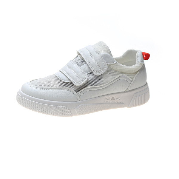 Sieviešu ādas kedas ar sietu un velcro