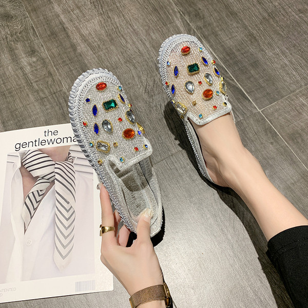 Vasaras modernas sieviešu kurpes ar krāsainiem akmeņiem