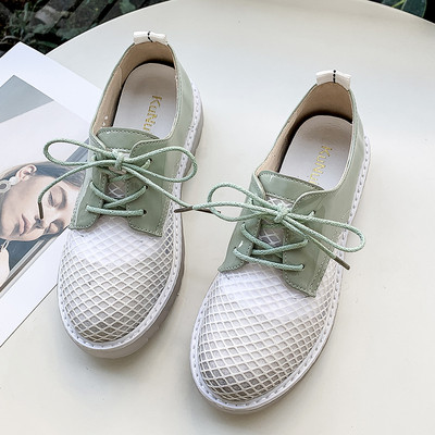 Sieviešu pavasara kurpes ar šņorēm un sietu