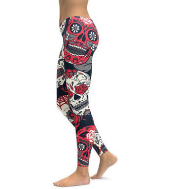 Naiste retuusid trükiga - pealuud