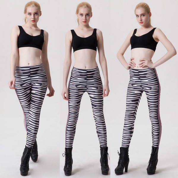 Melnbalti sieviešu legingi ar zebras apdruku