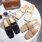 Stilīgi sieviešu čību tipa mokasīni ar metāla apdari