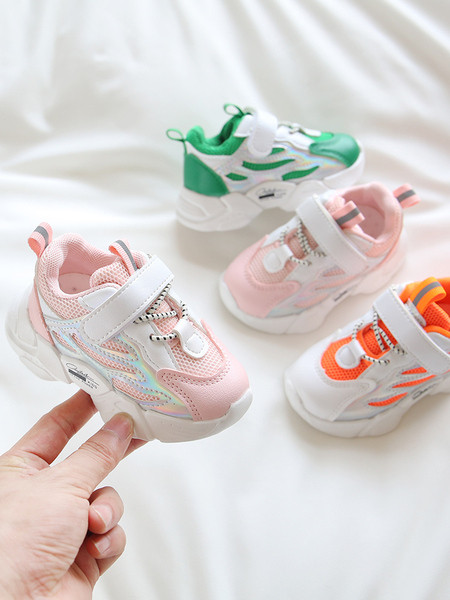 Gyerek sportcipő durva talppal lányoknak