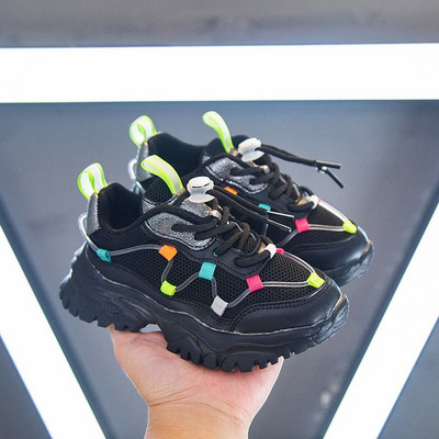 Jauns bērnu kedu modelis meitenēm ar raupju zoli un šņorēm