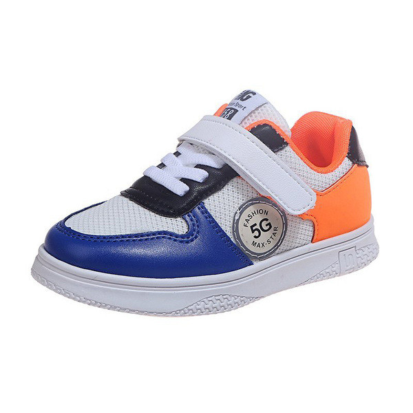 Lastele mõeldud lipsude ja kleebistega tossud tüdrukutele