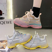 Hit modernas sieviešu kedas ar krāsainām zolēm