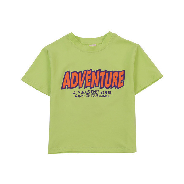 Korszerű, rövid ujjú gyerekblúz fiúknak