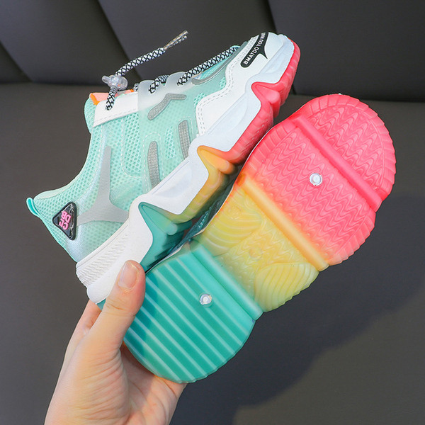 Aktuālās bērnu kedas ar saitēm meitenēm