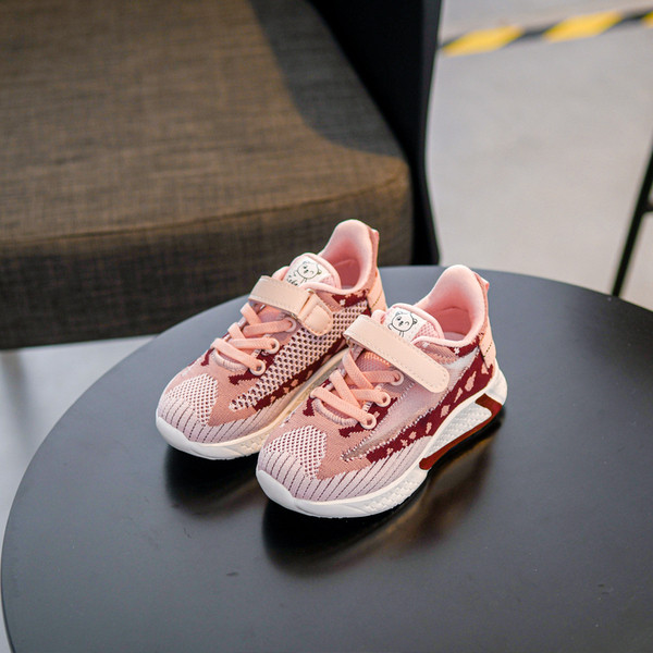 Ikdienas bērnu kedas ar uzlīmēm meitenēm un zēniem