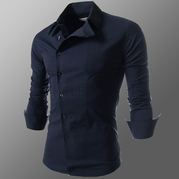 Elegants vīriešu krekls ar garām piedurknēm un aizdari sānos