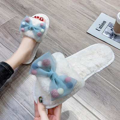 Dūnainas sieviešu čības ar lentīti