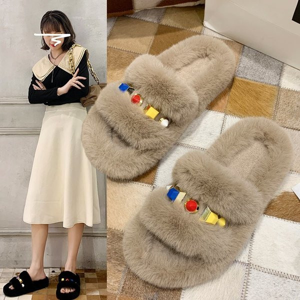 Pašdarinātas dūnu sieviešu čības ar krāsainiem akmentiņiem