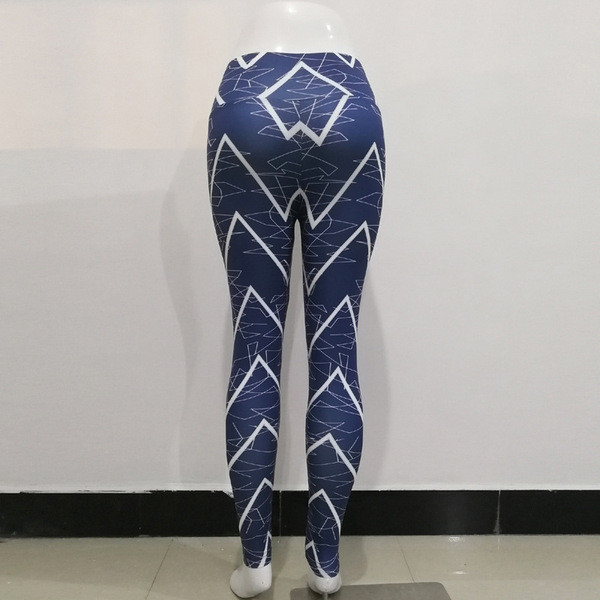 Gyorsan száradó anyagból készült női ék