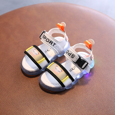 Világító gyerekszandál matricákkal fiúknak