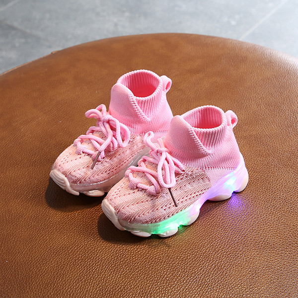 Napi izzó gyerekcipők nyakkendővel lányoknak