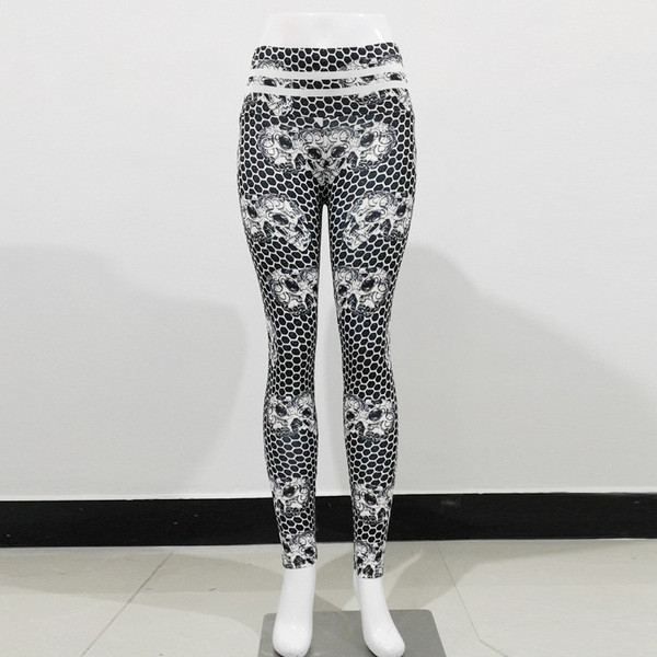 Melni sieviešu legingi ar galvaskausu apdruku