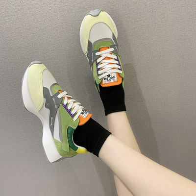 JAUNUMS Sieviešu sporta un ikdienas kedas