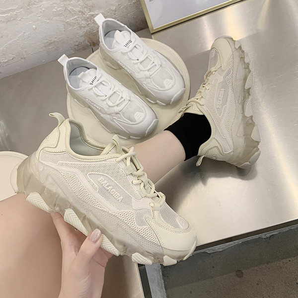 Jauns sieviešu moderno kedu modelis