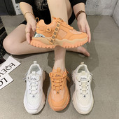  Γυναικεία αθλητικά παπούτσια με τραχιά σόλα