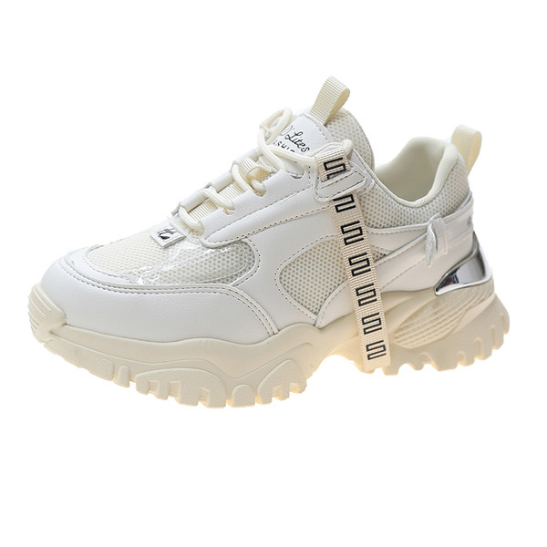  Γυναικεία αθλητικά παπούτσια με τραχιά σόλα