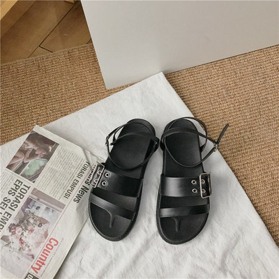 Melnas sieviešu sandales no eko ādas ar metāla elementiem