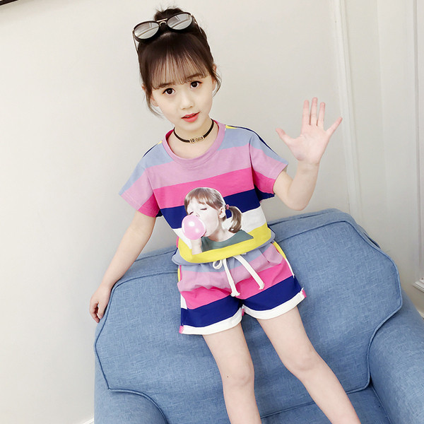 Moodne lühikeste varrukatega lastekomplekt tüdrukutele