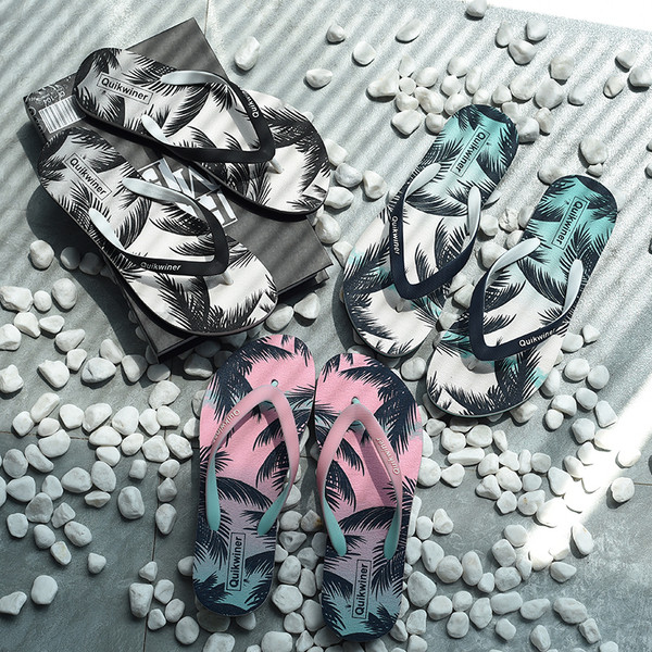 Női strandpapucs színes talppal