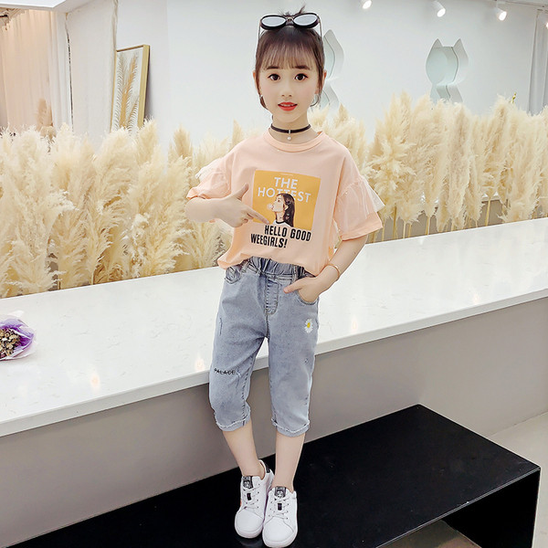 Moodne lastekomplekt aplikatsiooniga tüdrukutele