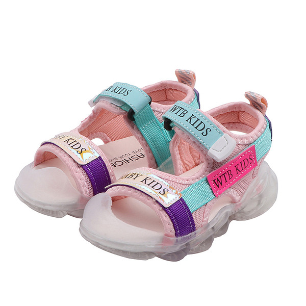 Világító gyerekszandál felirattal fiúknak és lányoknak